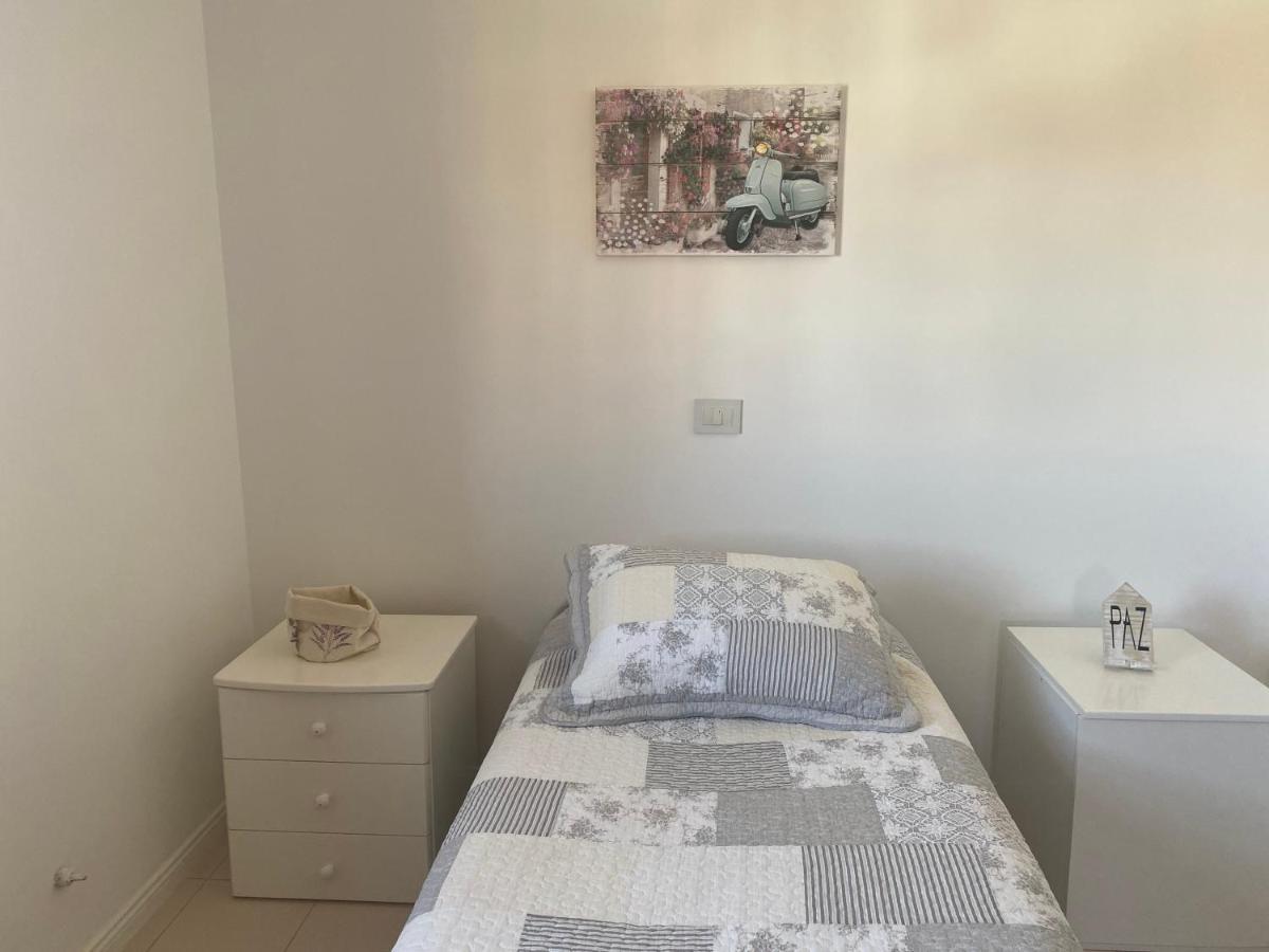 Oasis Del Sur Apartment ปูแอร์โตมาดริน ภายนอก รูปภาพ